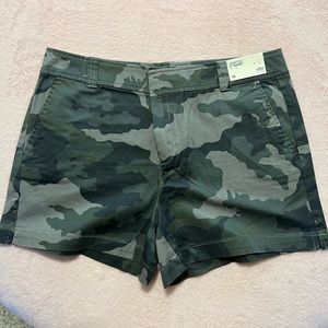 camo shorts